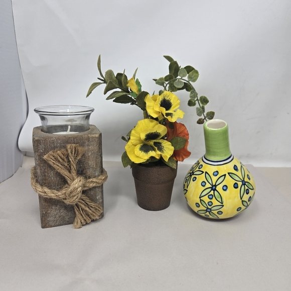 Trio Of Table Art Wood Candle Holder Pottery Vase Pansies In A Pot Home Decor - Picture 2 of 10